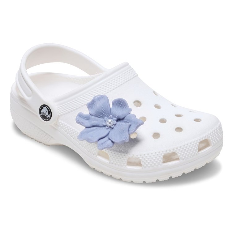 Periwinkle Flower with Pearl
