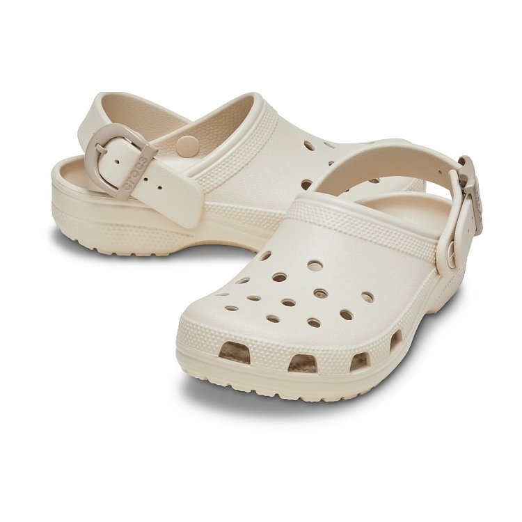 Classic Enamel Buckle Clog - Frappe