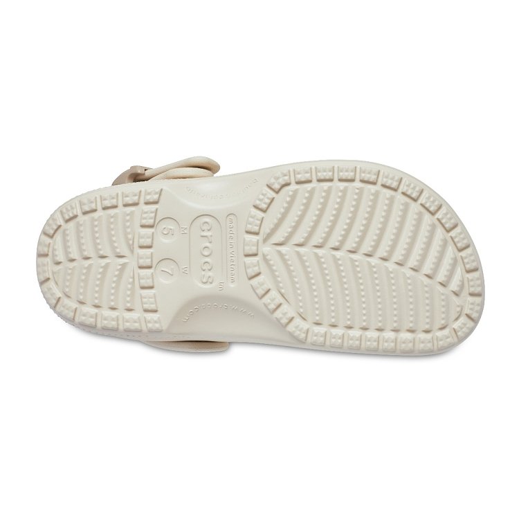 Classic Enamel Buckle Clog - Frappe
