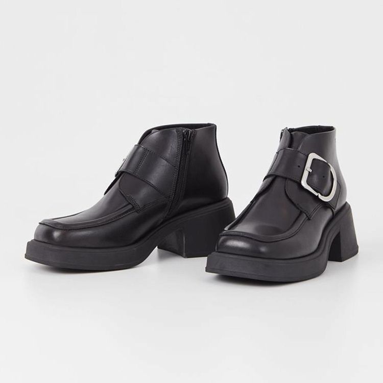 DORAH - black