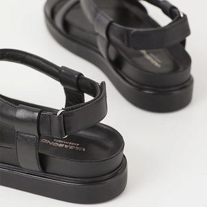 ERIN - black